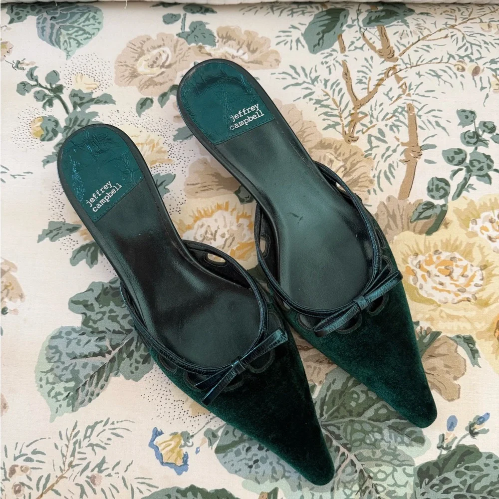 Jeffrey Campbell Green Velvet Women's Shoes - Picture 2 of 4